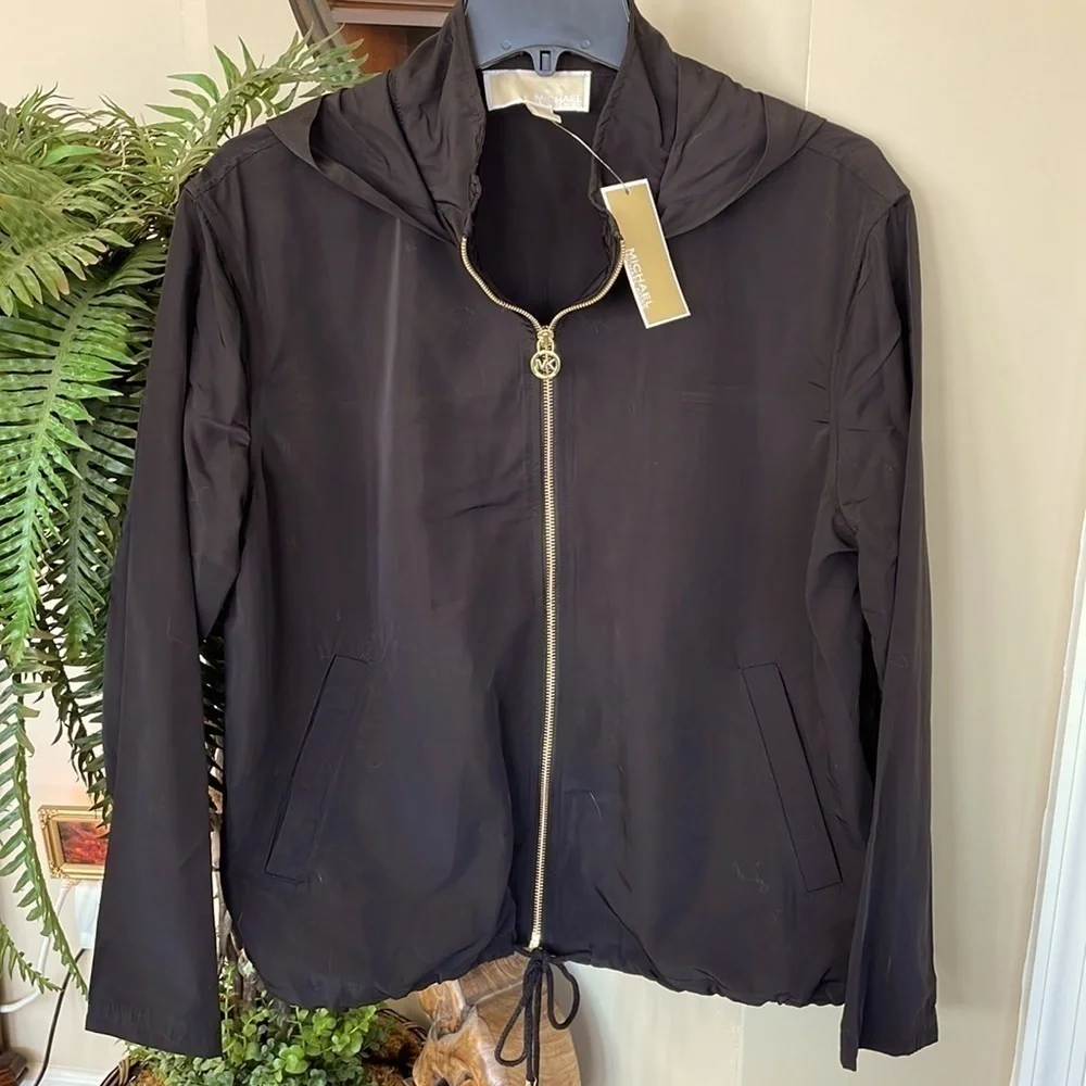 Brand New Michael Kors Black Zippered Lightweight Windbreaker Hooded Jacket